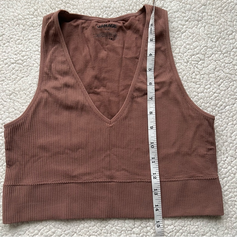 Garage Seamless Plunge Ribbed Tanktop - Picture 7 of 7